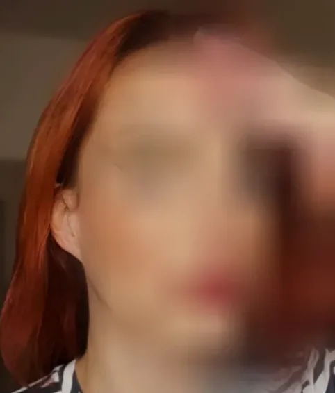 Cara, 25