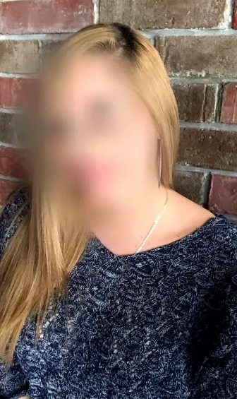 Marina, 35