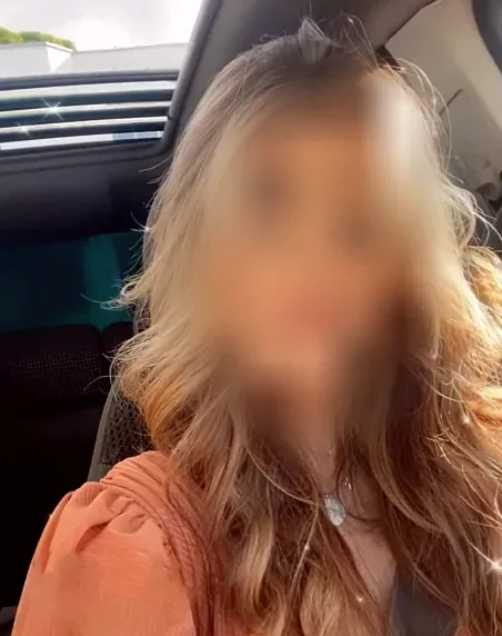 Marion, 28