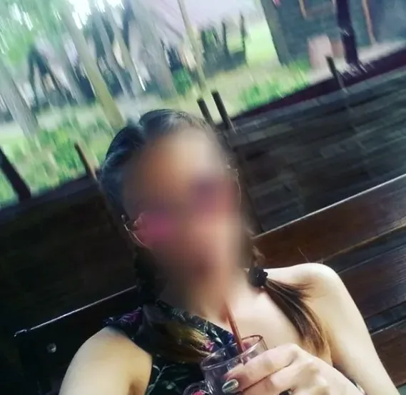 Nele, 31