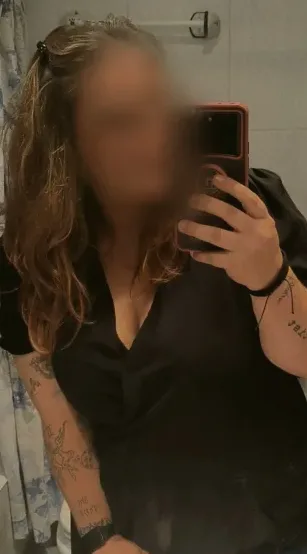 Romy, 35