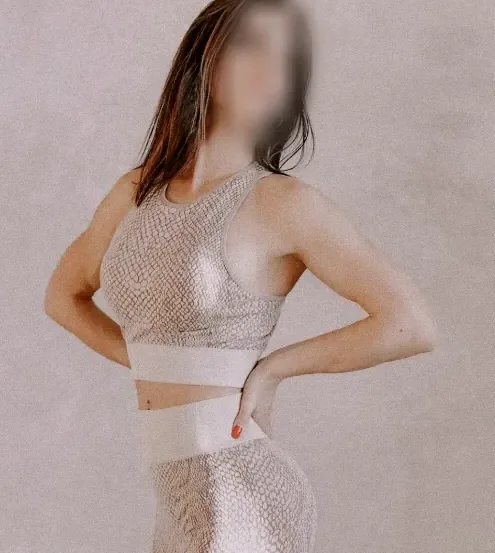 Sarah, 36